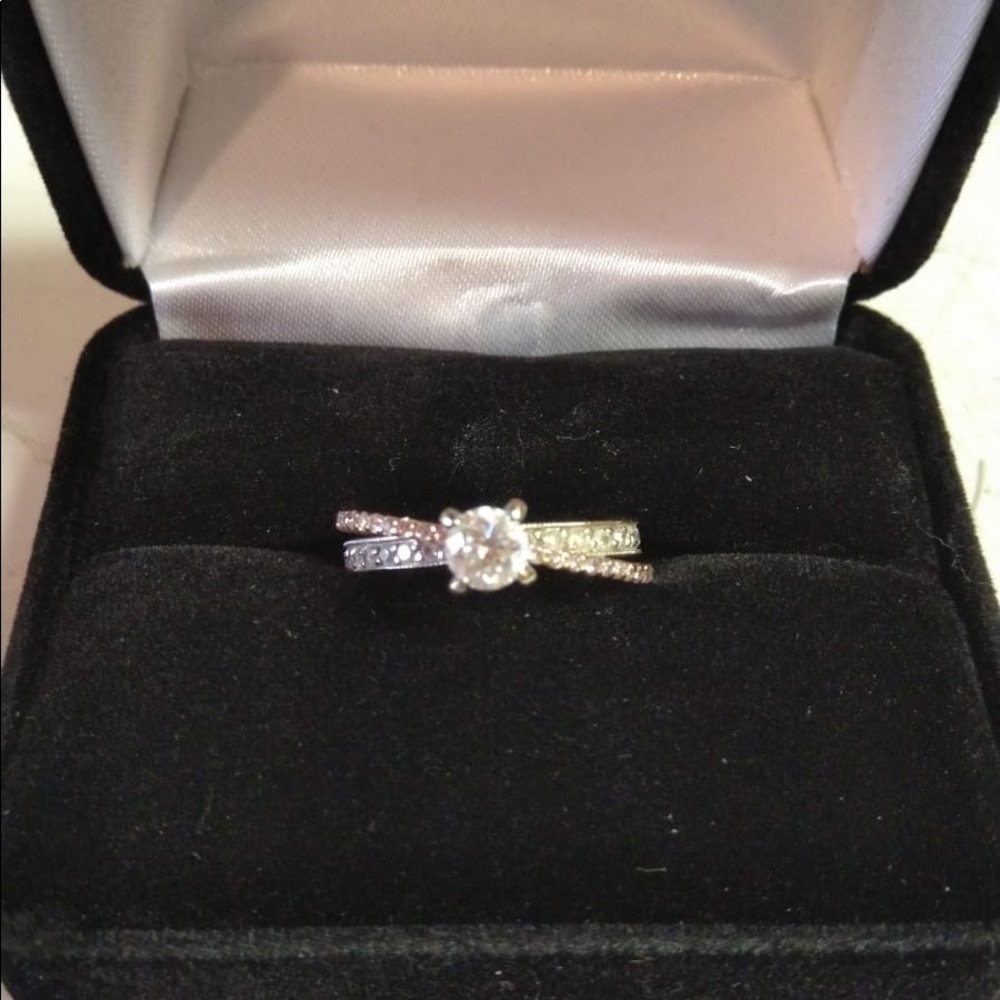Diamond Ring 💍 - Picture 2 of 3